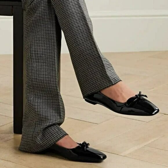 Ferragamo Women's Annie Patent Knot Ballerina Flats Black Size 7 C (MSRP $850) - Picture 2 of 11